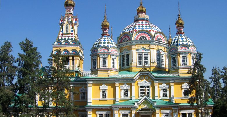 Ascension_Cathedral,_Almaty_KZ