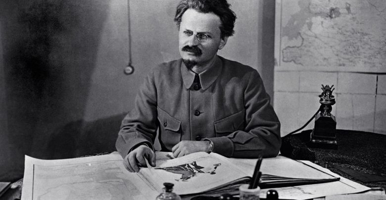 Lev-Trotskij